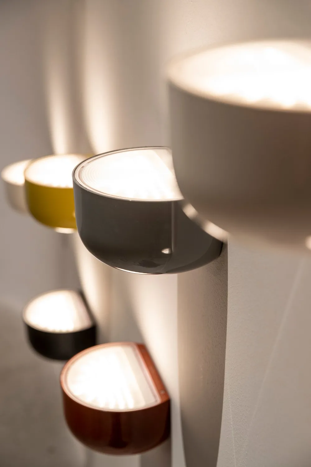 Flos Appliques|Appliques>Appliques Bellhop Wall Up