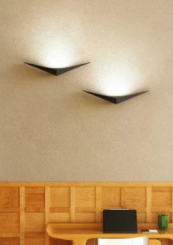 Lumen Center Appliques><noscript><img width=