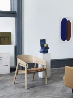 Muuto Fauteuils|Chaises><noscript><img width=