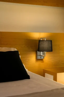 Faro Appliques><noscript><img width=