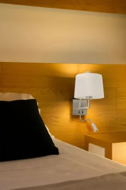 Faro Appliques><noscript><img width=