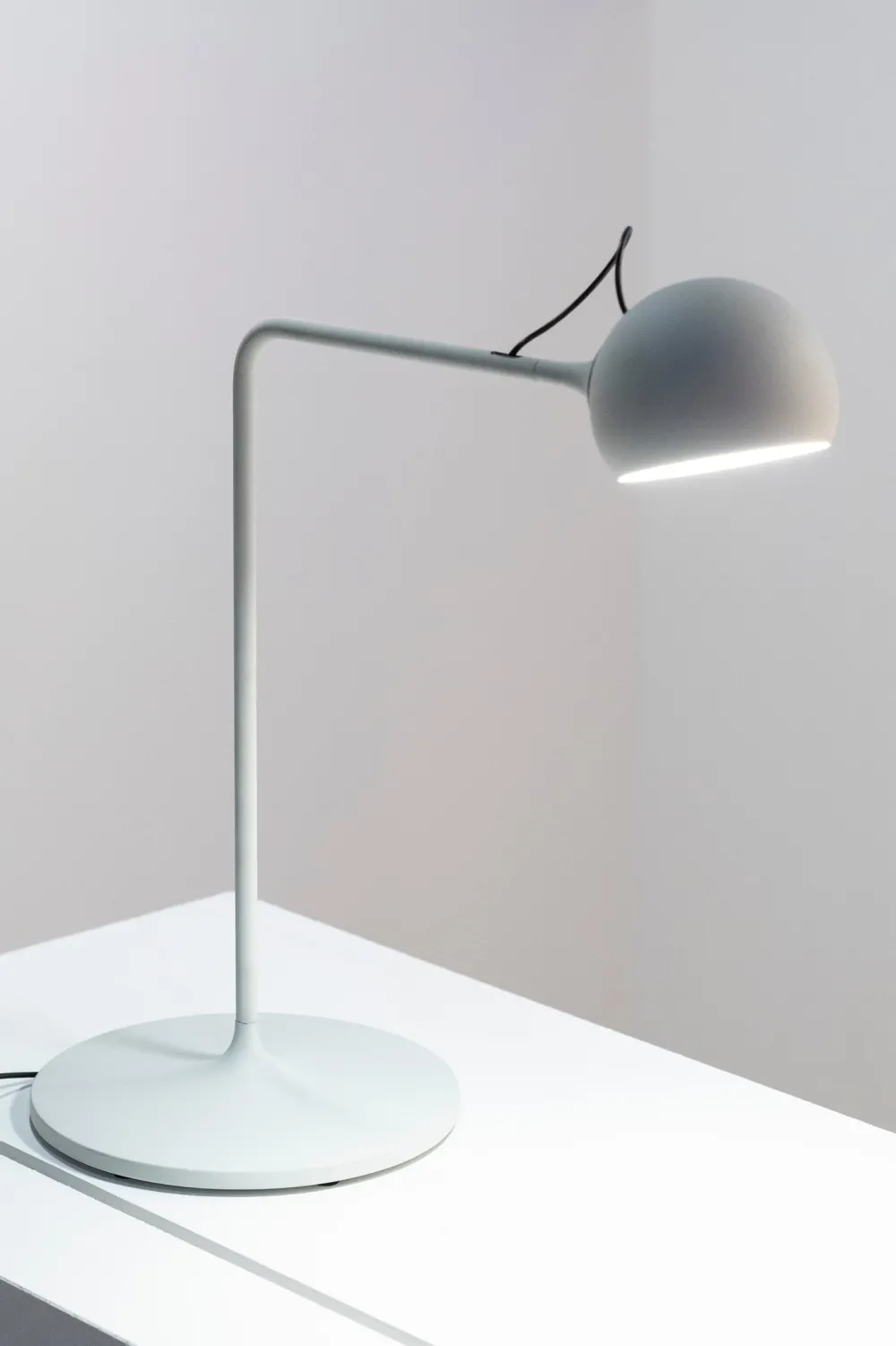 Artemide Lampes À Poser|Lampes À Poser>IXA Lampes à poser LED