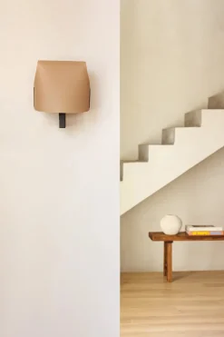 Faro Appliques><noscript><img width=