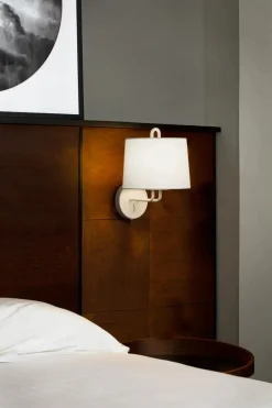 Faro Appliques><noscript><img width=