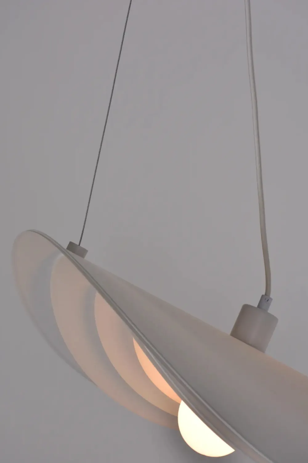 Market Set Suspensions>Selenitis D56 filin Suspensions Blanc