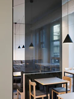 Flos Suspensions>String Light Tête Conique Suspensions LED