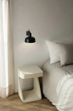 Faro Appliques><noscript><img width=